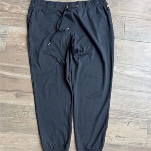 Lilly Pulitzer Women’s Black Jogger Pants